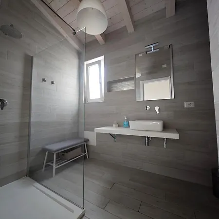 Elegance Charming Villa *